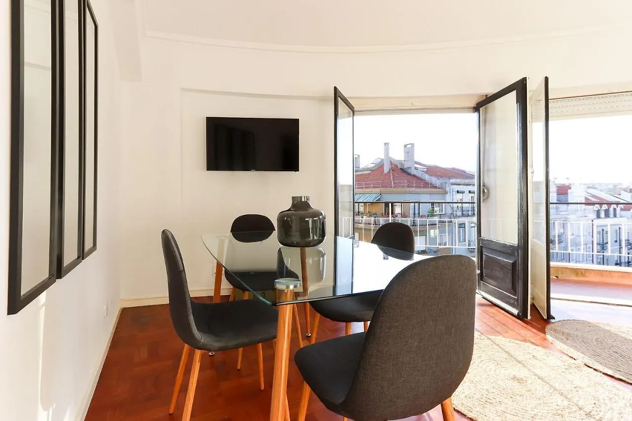 Marques Balcony By Homing Apartment Lisbon