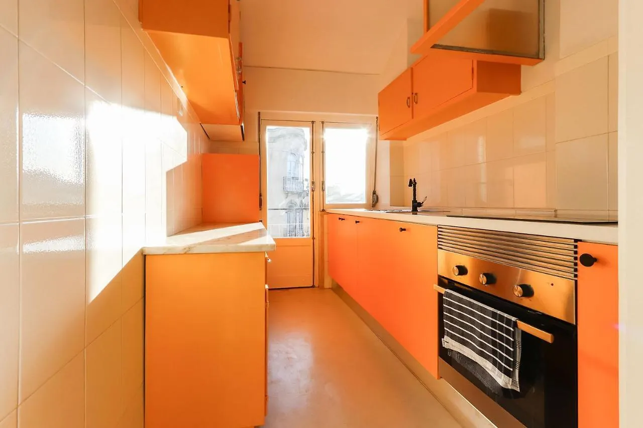 Marques Balcony By Homing Apartment Lisbon