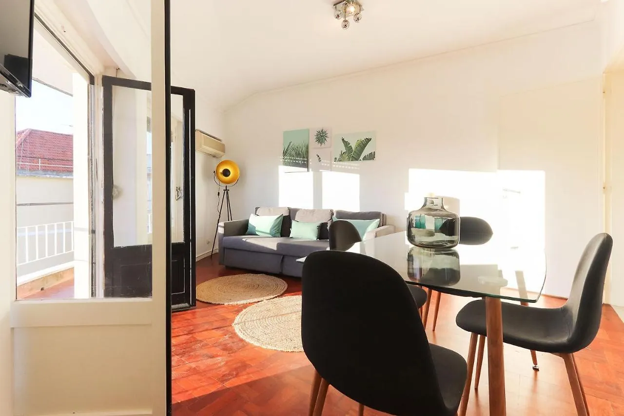 Marques Balcony By Homing Apartment Lisbon